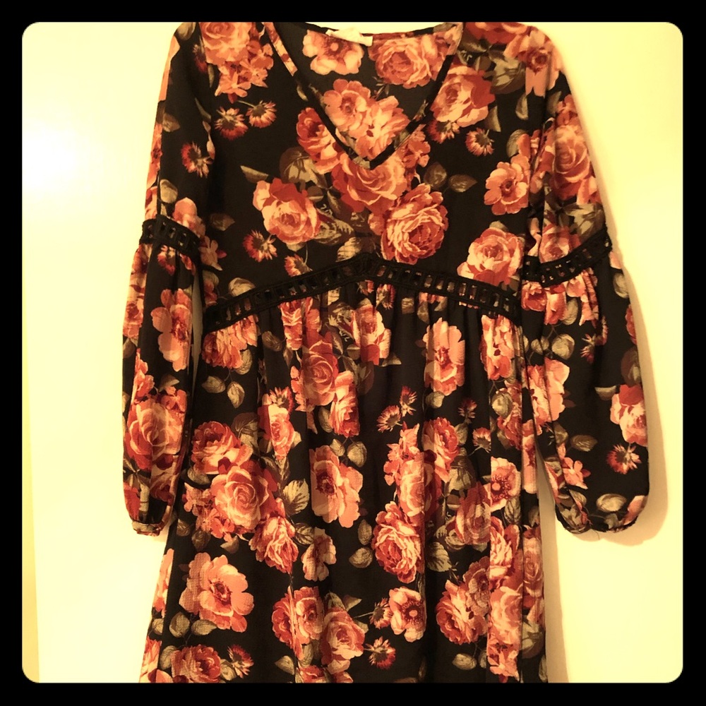 Floral 3/4 sleeves dress